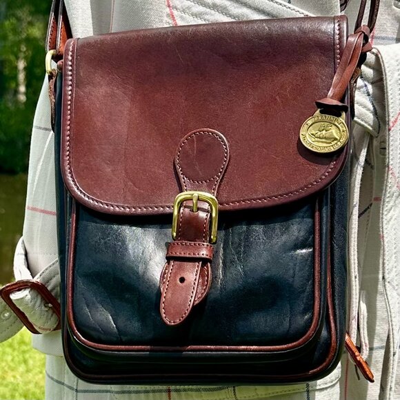 Brahmin Vintage Tuscan Black & Brown Leather Crossbody Two Tone Medallion Charm - Picture 1 of 16